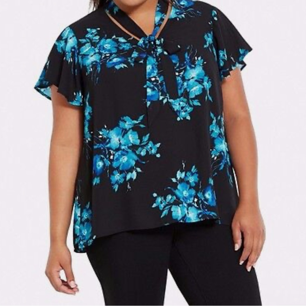 💜3 FOR $30- 5x TORRID BLOUSE